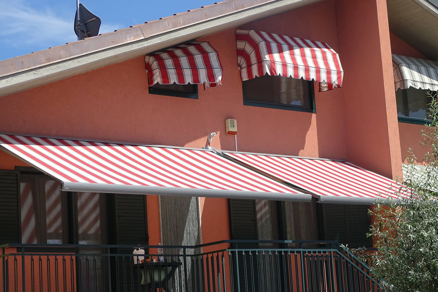 Tende da sole a bracci