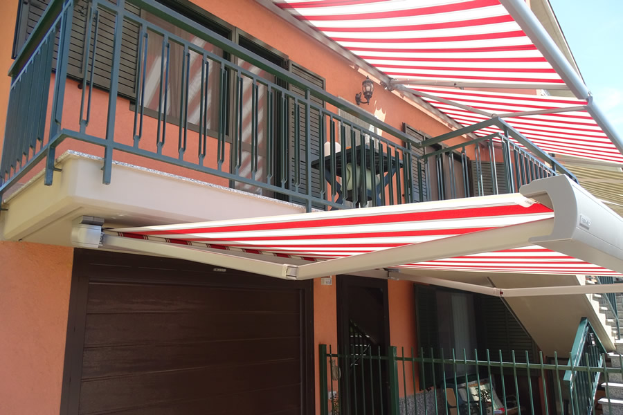 Tende da sole a bracci