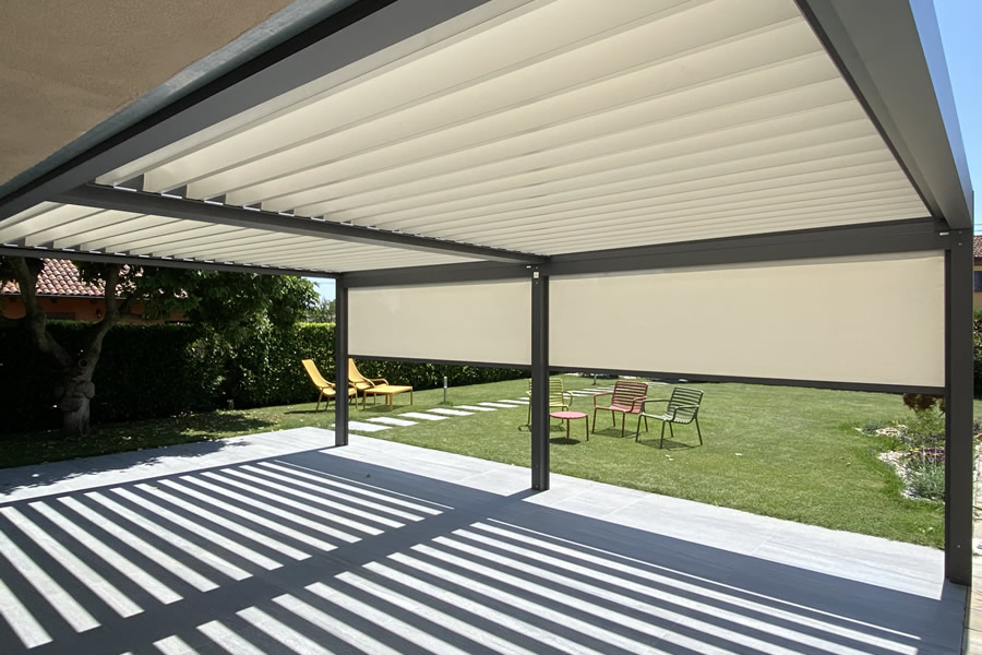 Pergola bioclimatica Modello Alba