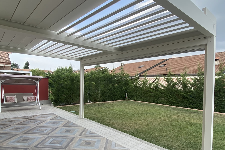 Pergola bioclimatica Modello Alba