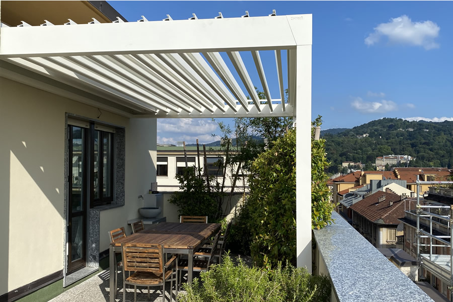 Pergola bioclimatica Modello Alba