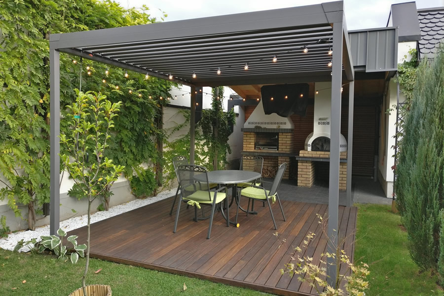Pergola bioclimatica Modello Eteria