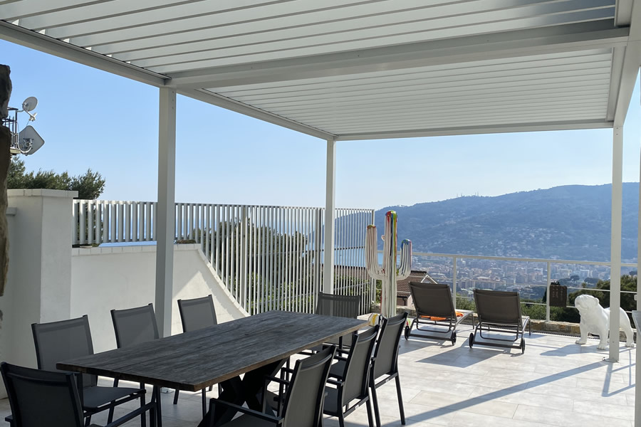 Pergola bioclimatica