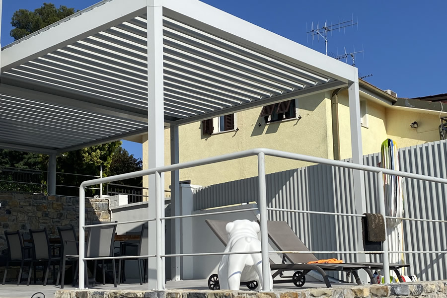 Pergola bioclimatica