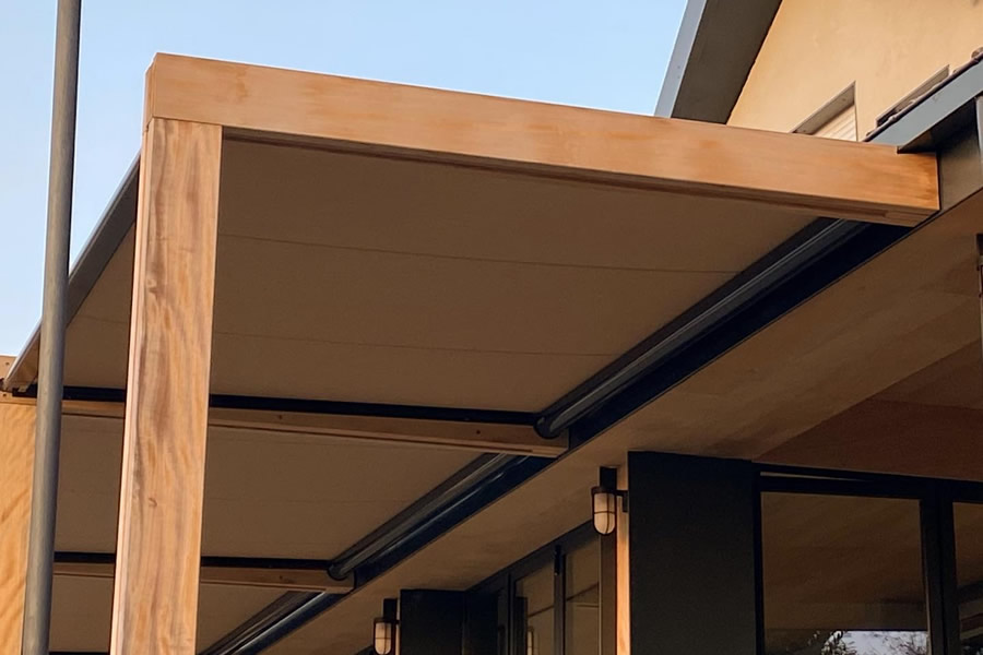 Pergola con telo teso