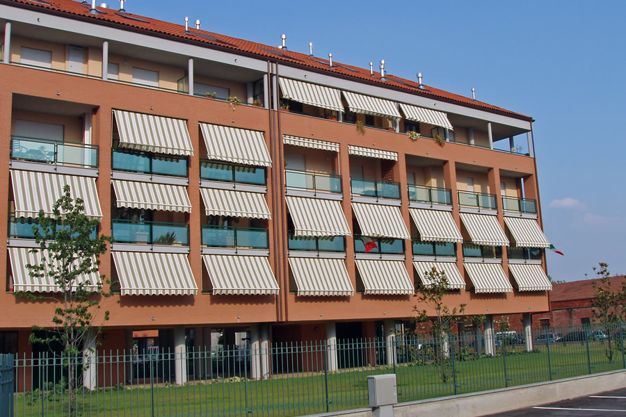 Tende da sole a bracci