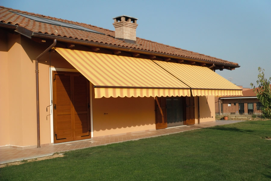 Tende da sole a bracci