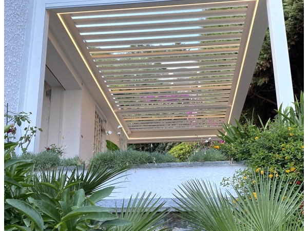 Pergola Bioclimatica a Capo Mele ad Andora (SV)