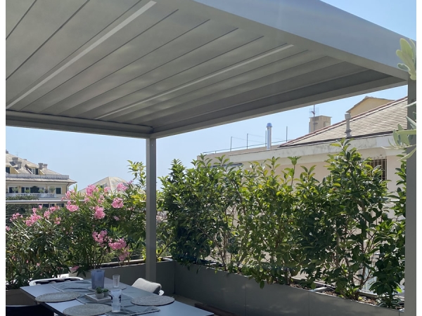 Pergola Bioclimatica a Genova