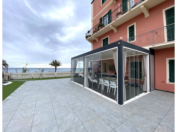 Pergola Bioclimatica a Pietra Ligure (SV)