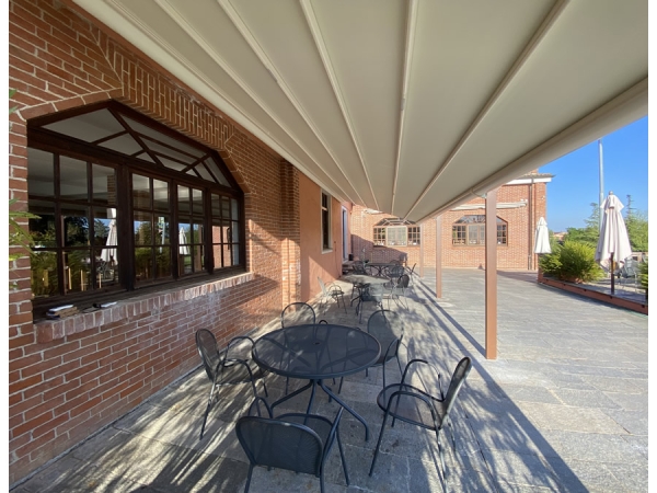 Pergotenda in un Golf Club a Margara (AL)
