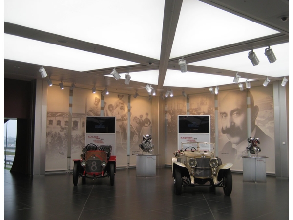 Tende a rullo per museo Alfa Romeo ad Arese