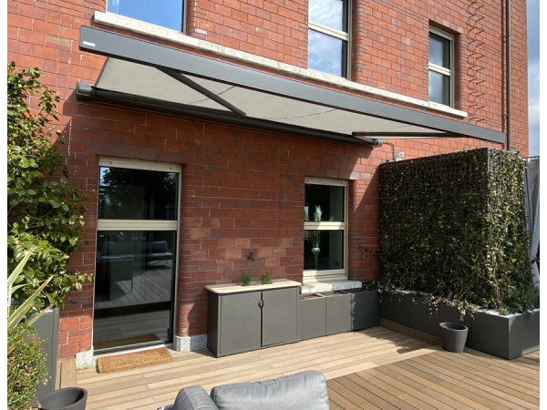 Tenda Markilux 970 per attico a Torino